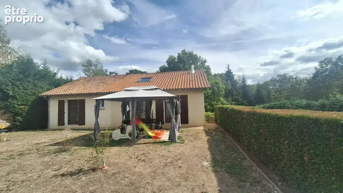 Maison 5 pièces 115 m² à vendre à Saint-Estephe (24398) - photo 13
