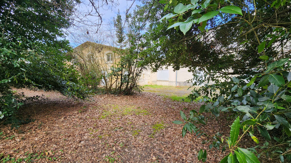 Maison à LUGON-ET-L&#039;ILE-DU-CARNAY