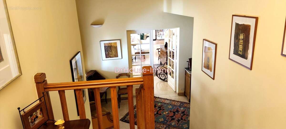 Maison à BAGNOLS-SUR-CEZE