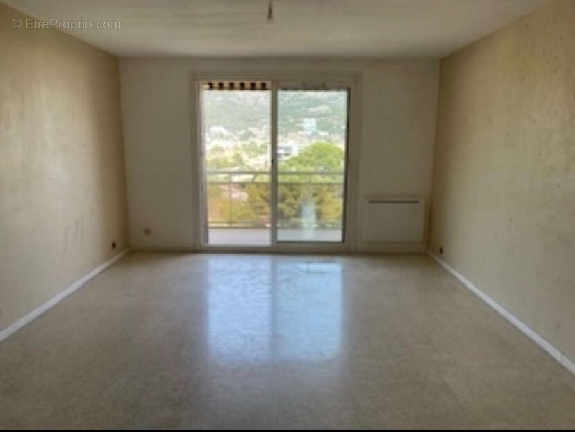 Appartement Toulon Ouest 3 pièces 73 m2 avec grande terrasse de 14 m2 - photo 2