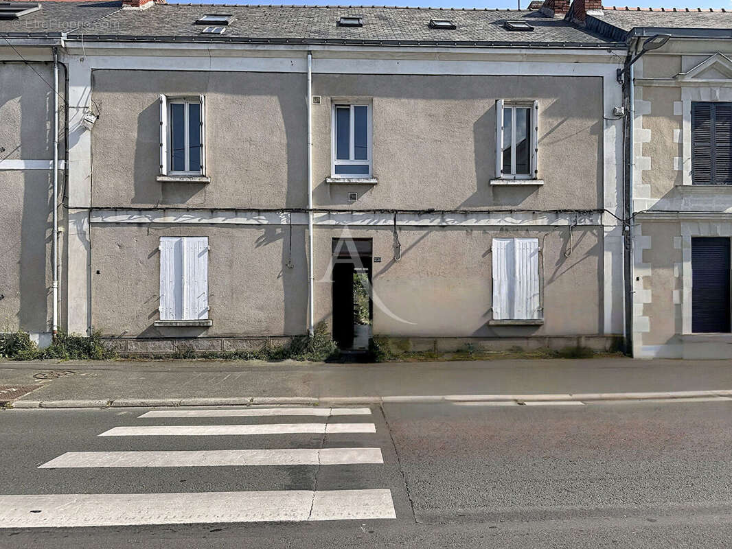 Appartement à LES PONTS-DE-CE