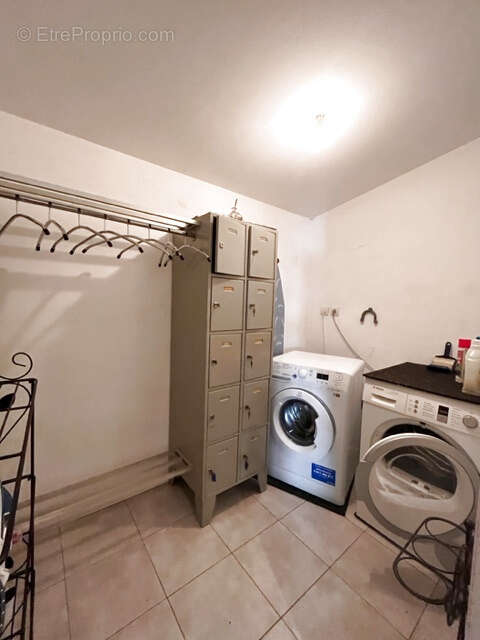 Autre à FLEURY-LES-AUBRAIS