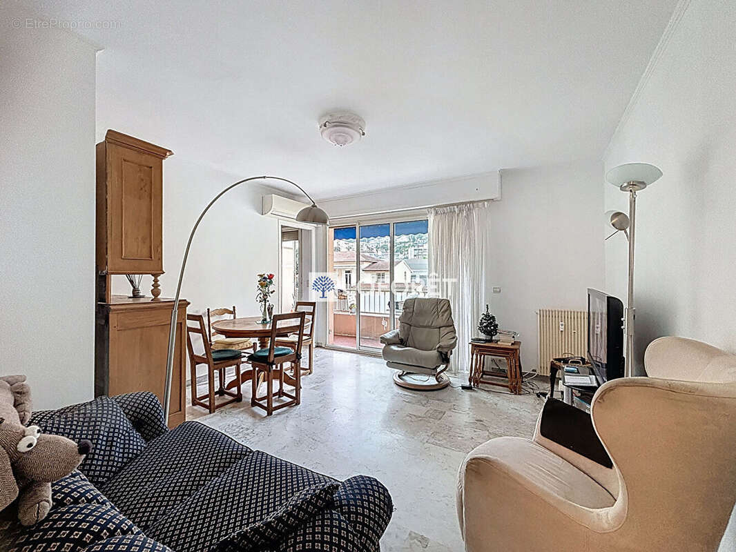 Appartement à MENTON