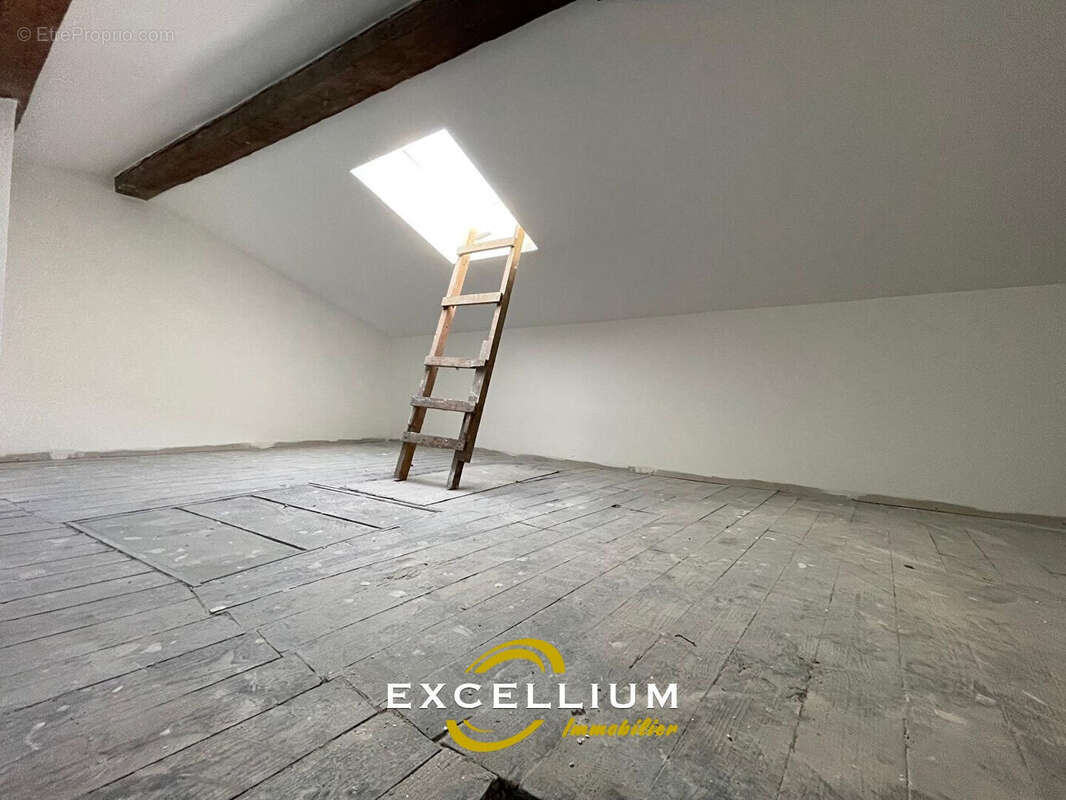 Appartement à VILLEFRANCHE-SUR-SAONE