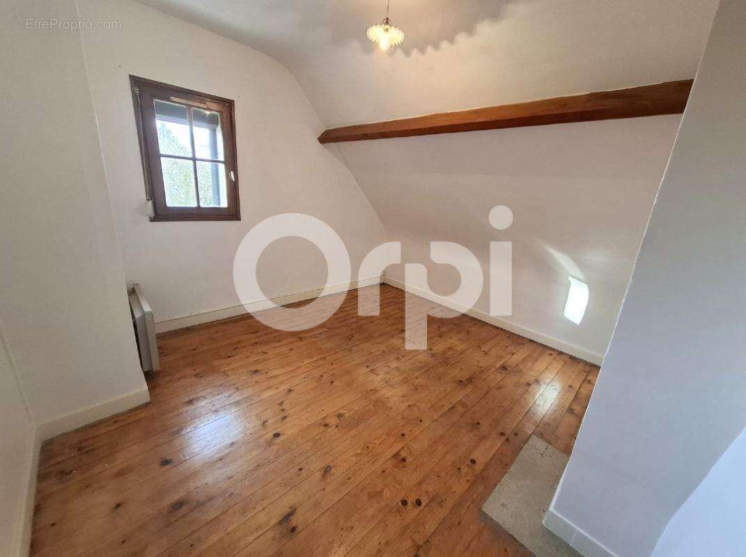 Maison à TROSLY-BREUIL