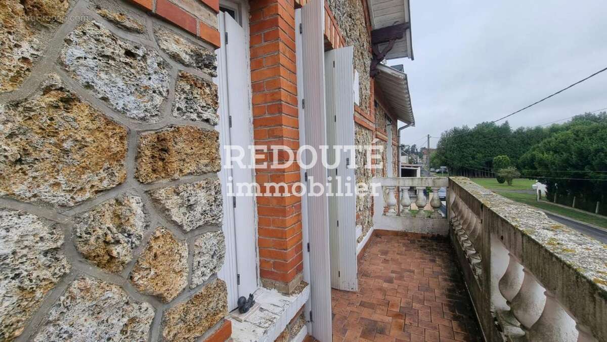 Proche Reims, Maison, corps de ferme et terrain à bâtir - photo 12