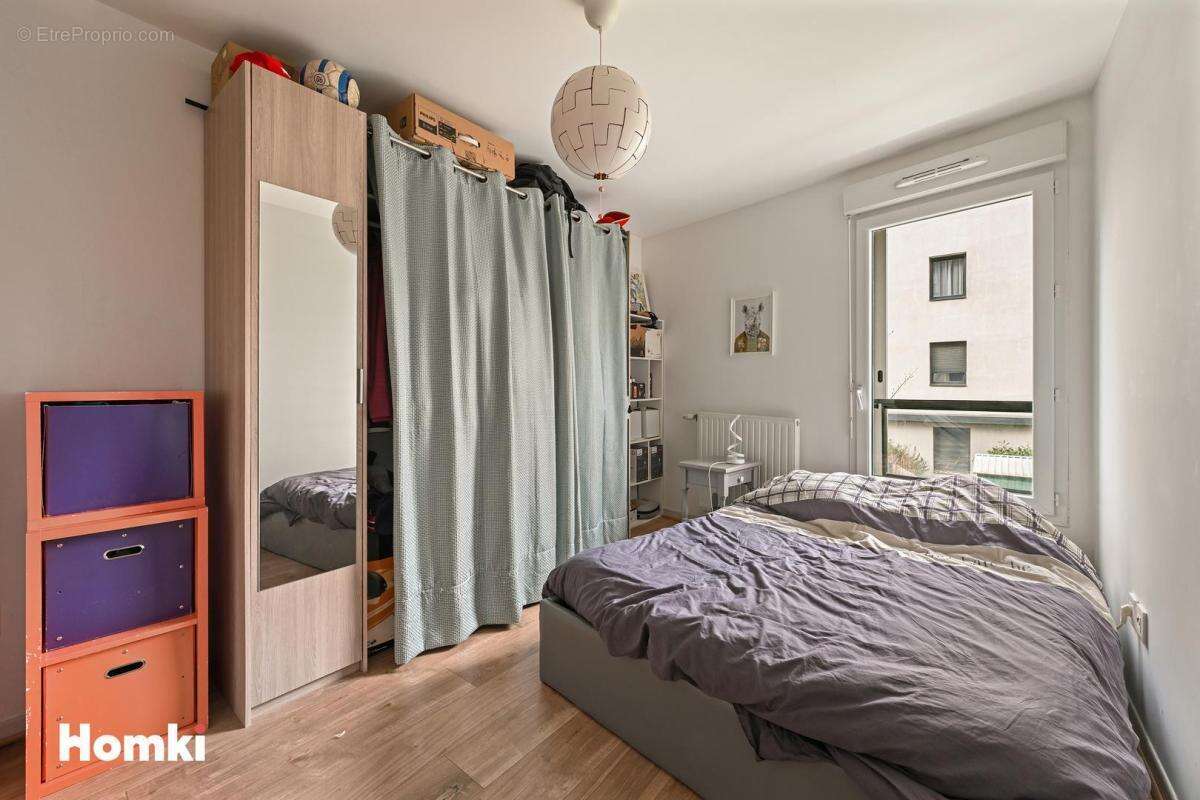 Appartement à FRESNES