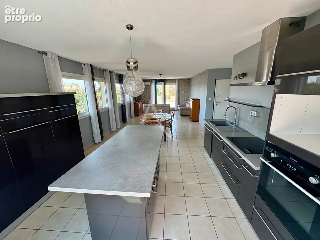 Appartement Nimes 3 pièce(s) 75.40 m2 - photo 4