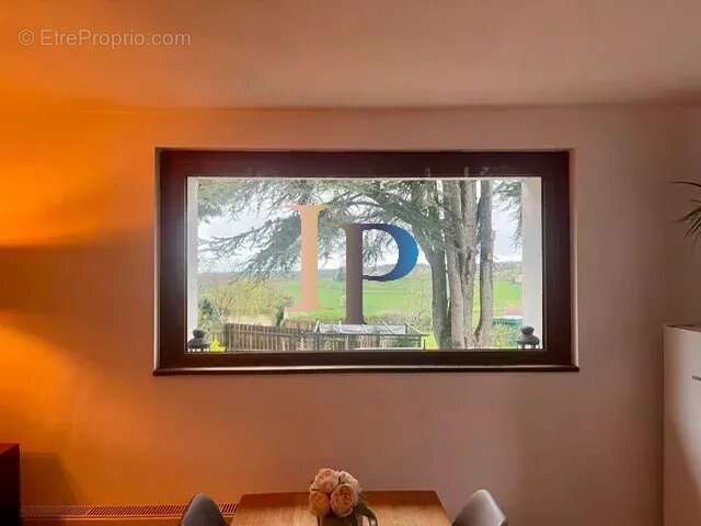 Maison à SAINT-CHRISTOPHE-EN-BRIONNAIS