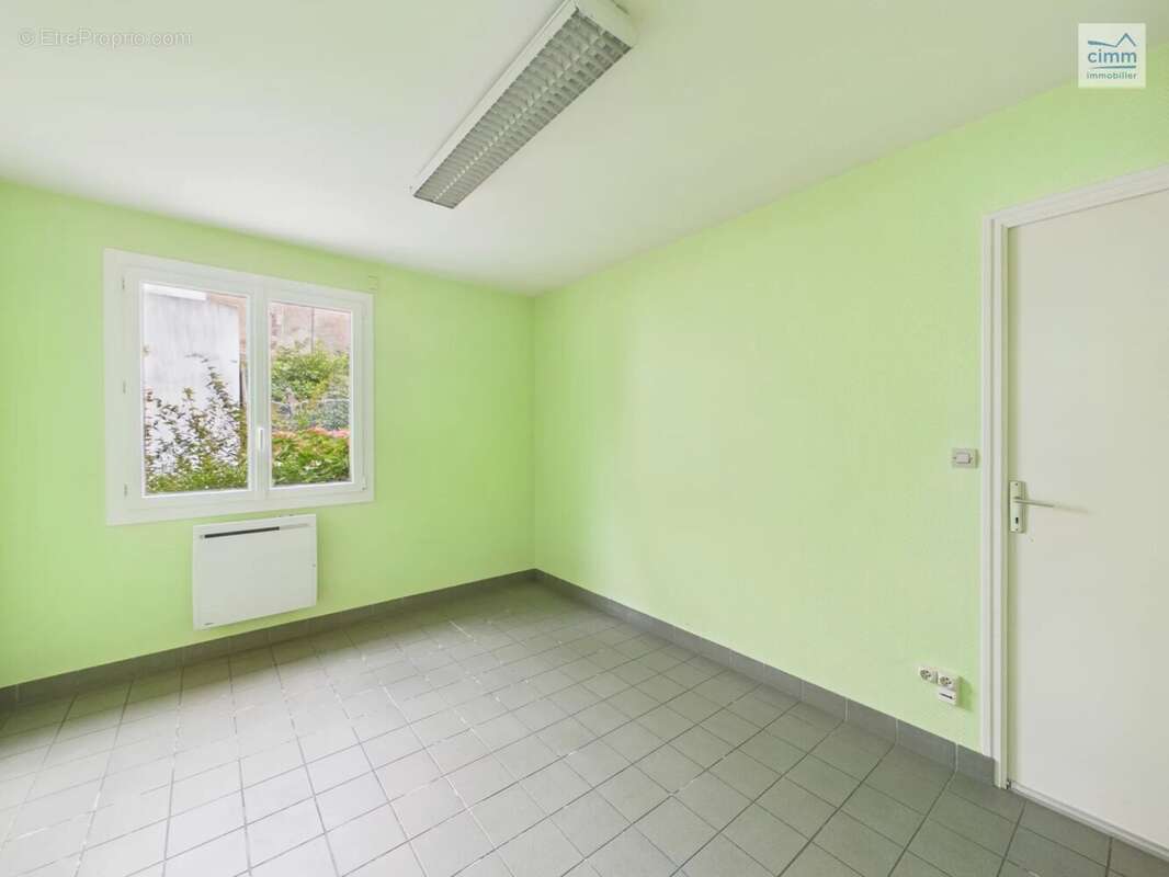 Maison centre bourg - photo 8