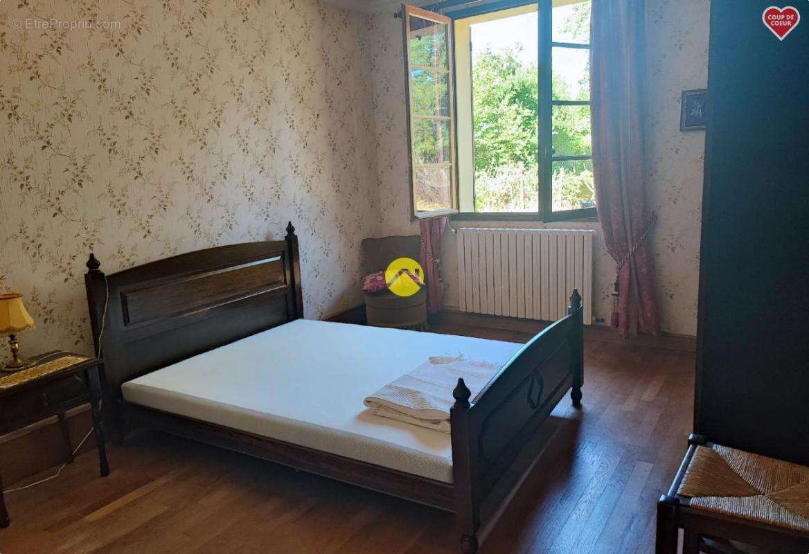 19683m² de terrain attenant - photo 8