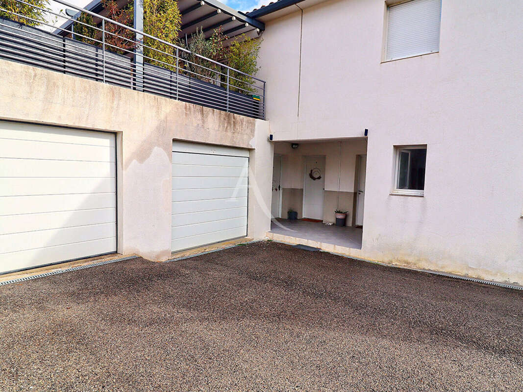 Appartement à PIERREVERT