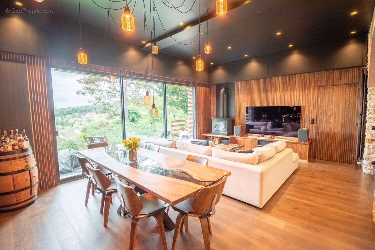 Maison à MONTMORENCY