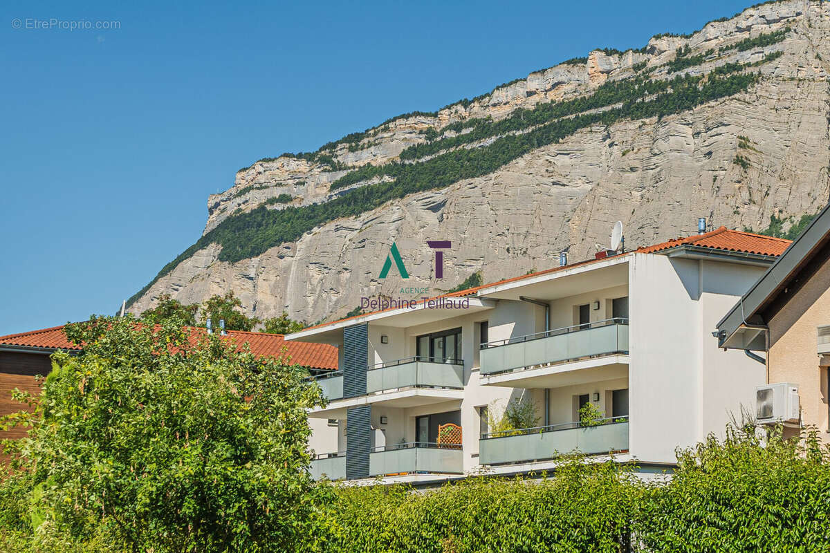 Appartement à SAINT-ISMIER