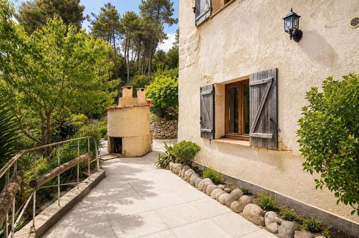 Maison à SAINT-MARTIN-DU-VAR
