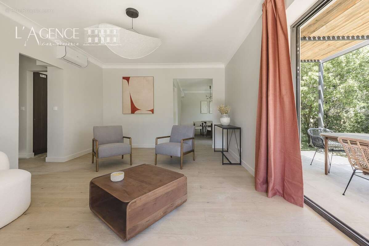 Maison 150 m² à Aix-En-Provence  - photo 6