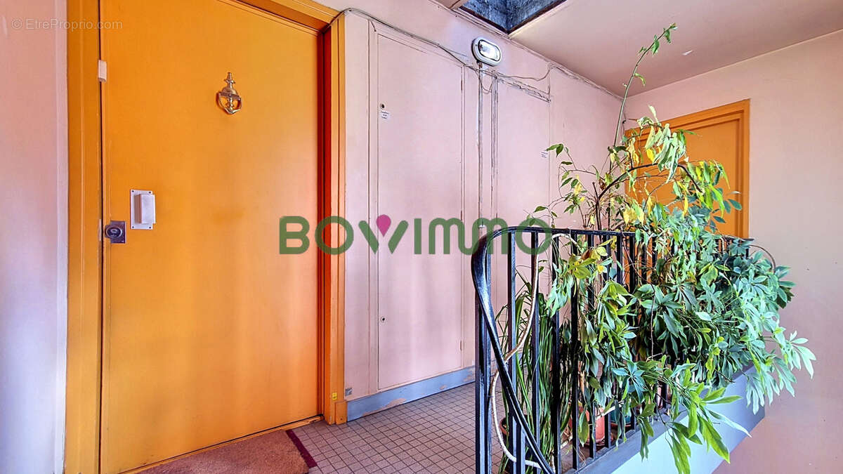 Appartement à CLICHY