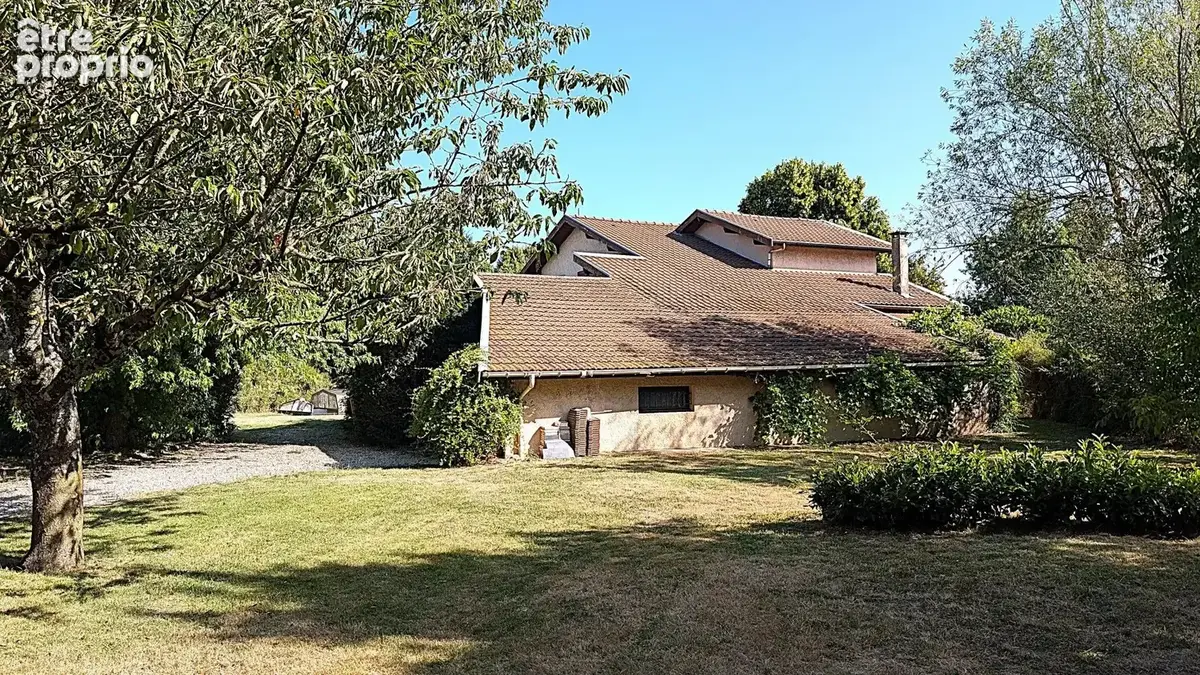 Maison à SAINT-HILAIRE-DE-LA-COTE