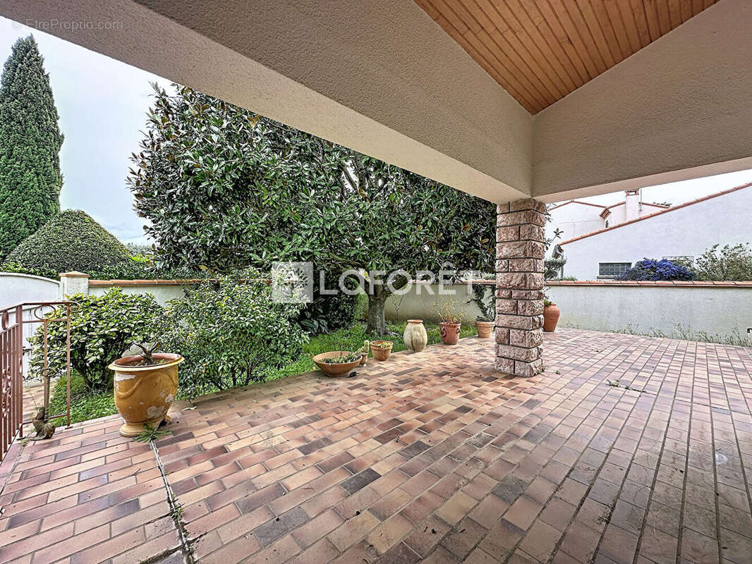 Villa 4 faces - photo 2