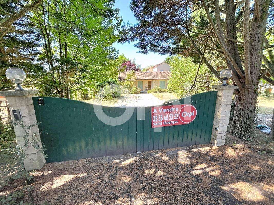 À vendre – Maison familiale 6 chambres à Chancelade - photo 6