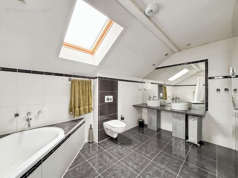 Maison à VEIGY-FONCENEX