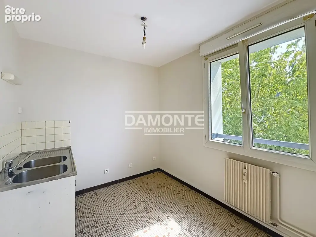 En face de l'hopital - appartement t2 - photo 3