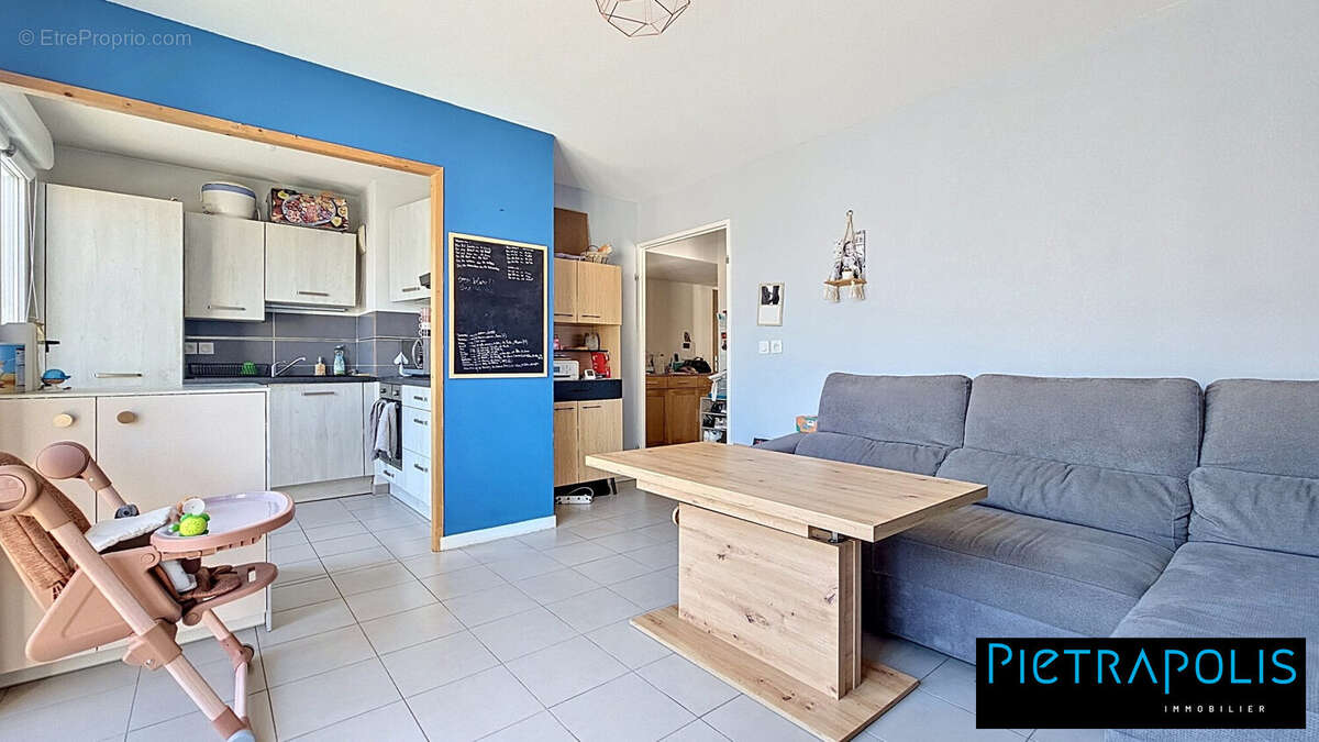 Appartement 60 m² à Vaulx-En-Velin  - photo 9