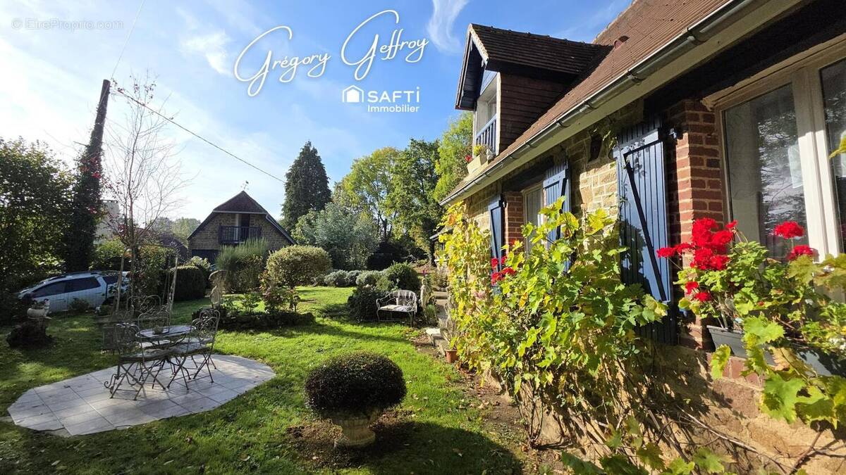 Photo 1 - Maison à LA LANDE-DE-LOUGE