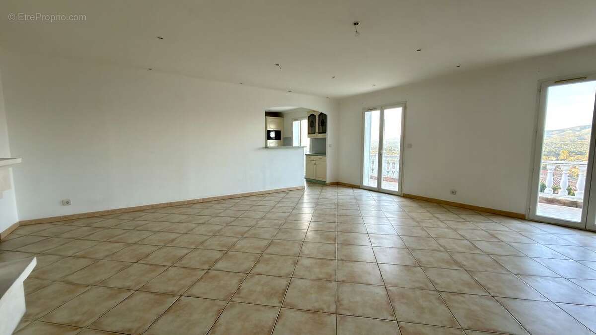 Maison à LA PENNE-SUR-HUVEAUNE