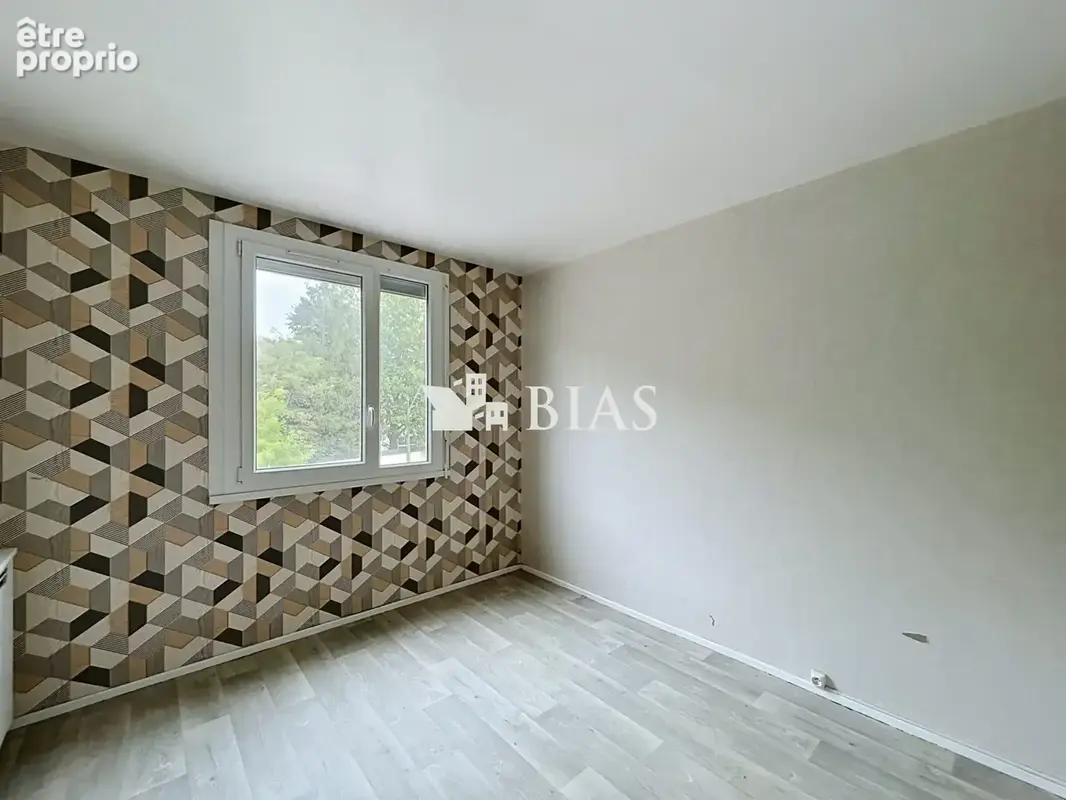 Appartement 3 pièces 55 m² à vendre à Saint-Aubin-Les-Elbeuf (76410) - photo 4