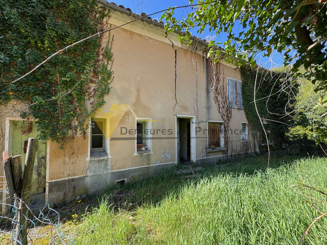 Maison à PIERRELONGUE