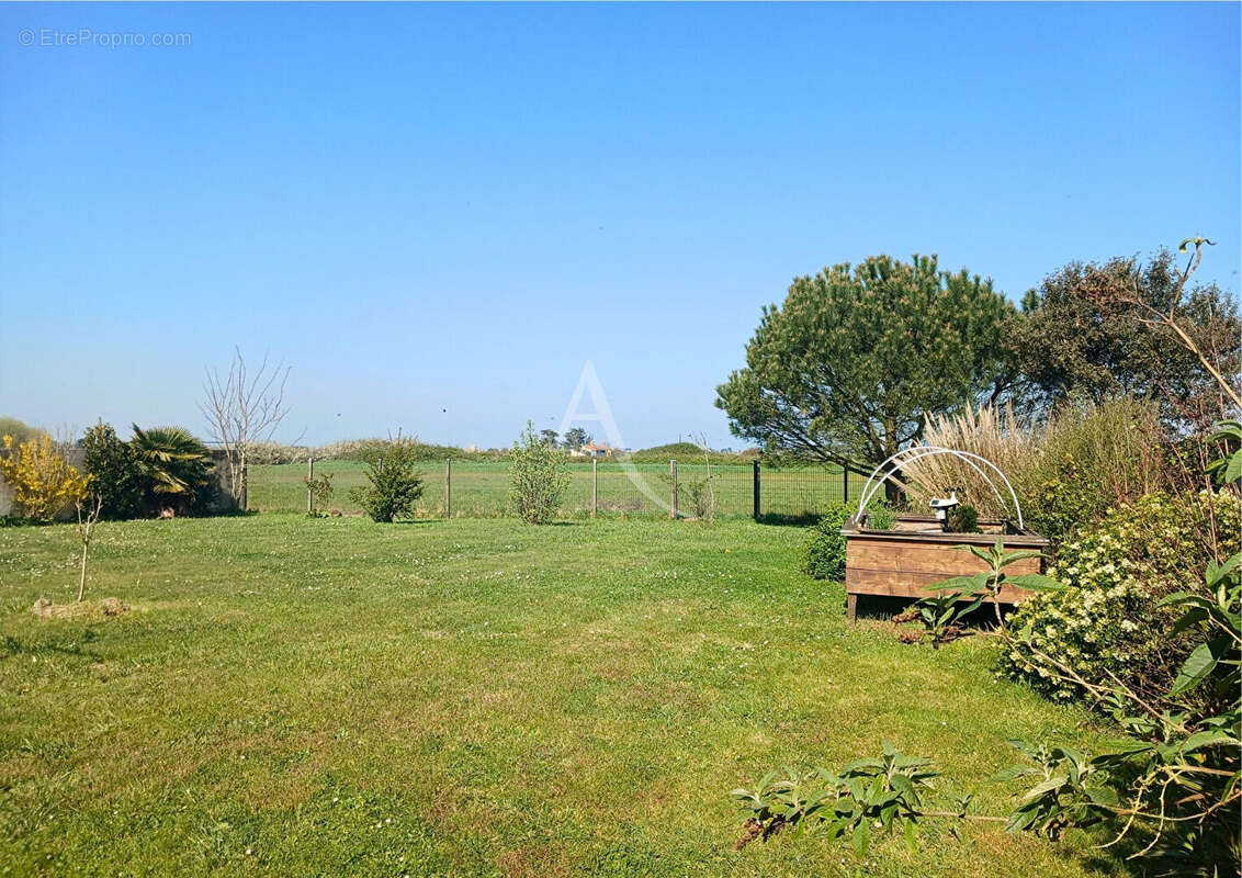 Maison à BEAUVOIR-SUR-MER