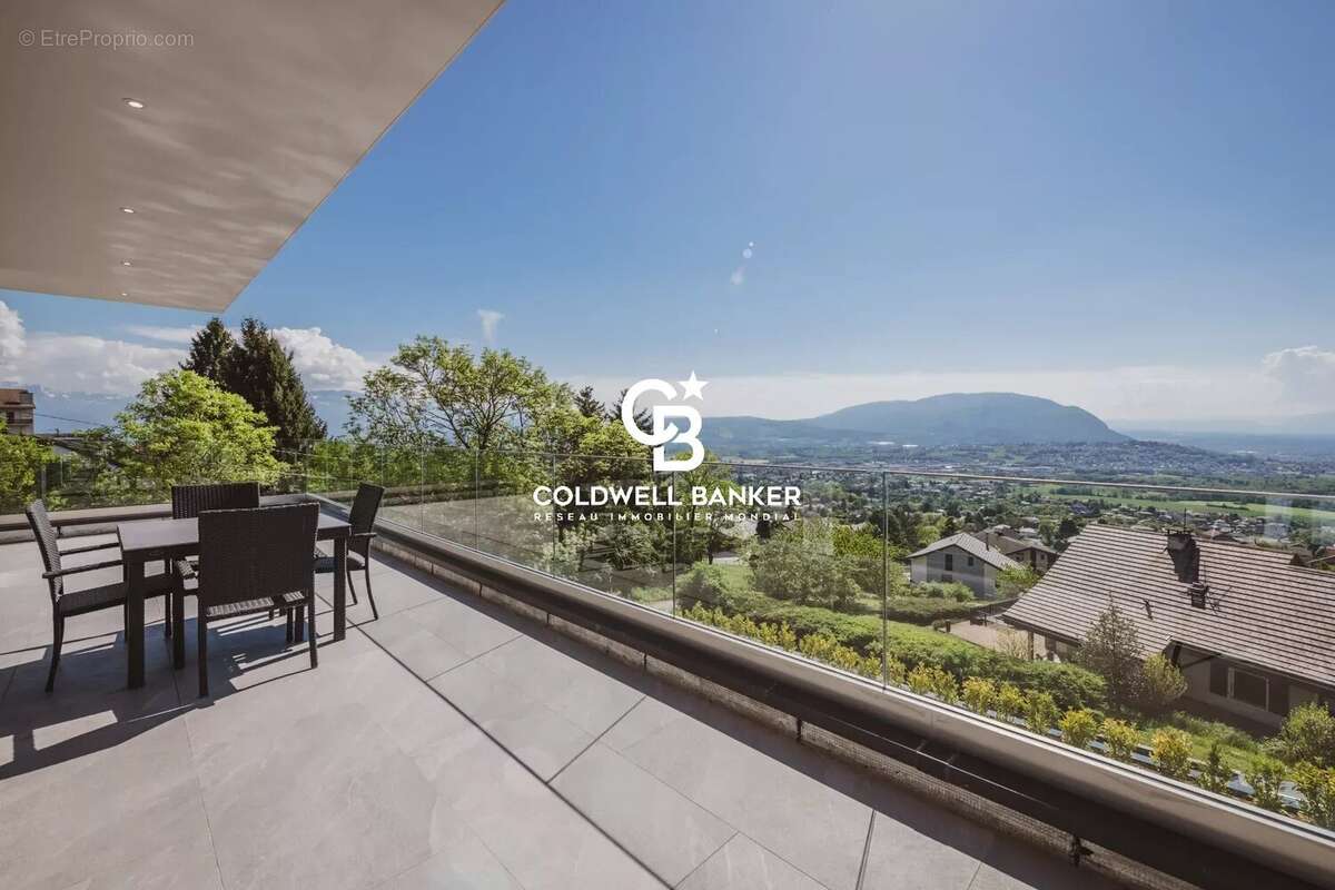 Maison à CRANVES-SALES