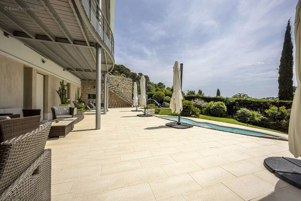 Maison à MOUGINS