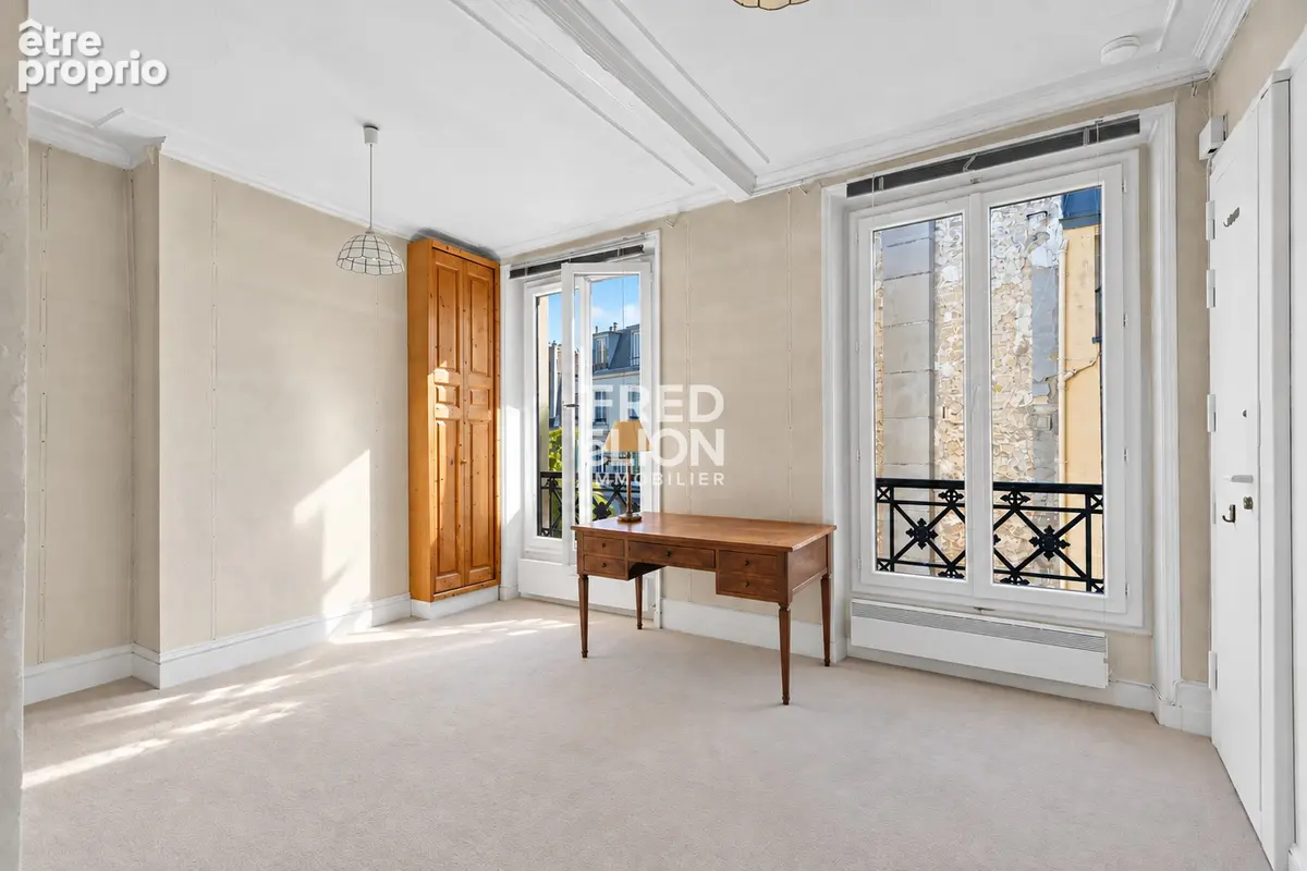 Appartement à PARIS-6E