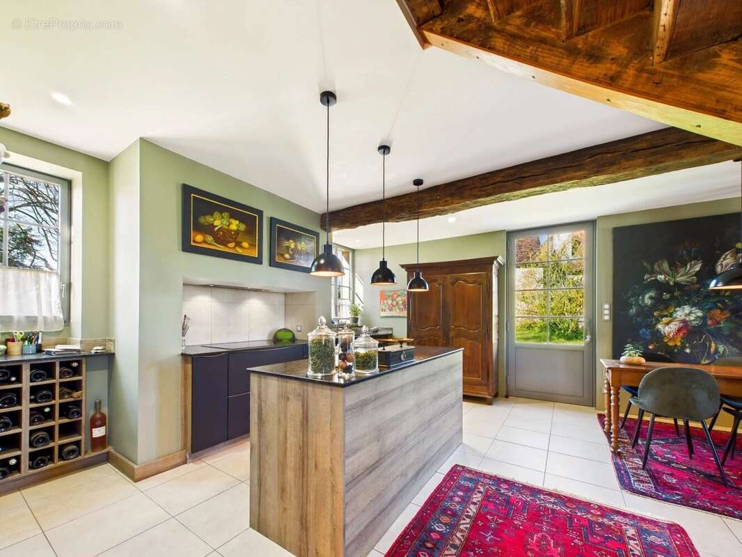 Découvrez cette maison bourgeoise du XVIIIème siècle - photo 2