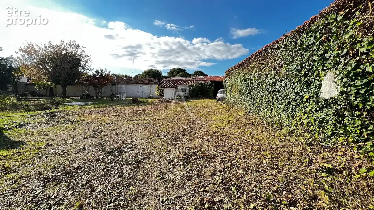 Centre-ville, maison 4 pièces dépendances sur terrain de 815m² constructible - photo 9