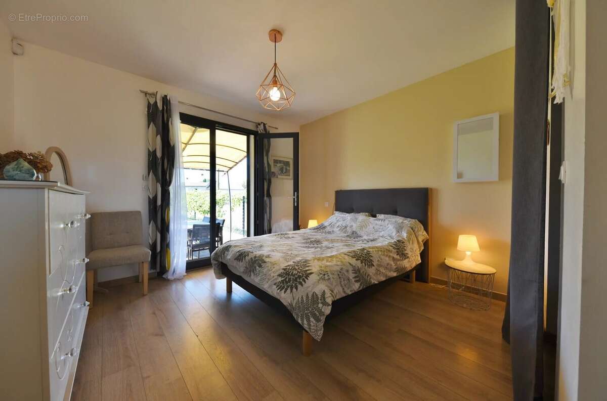Maison à UZES