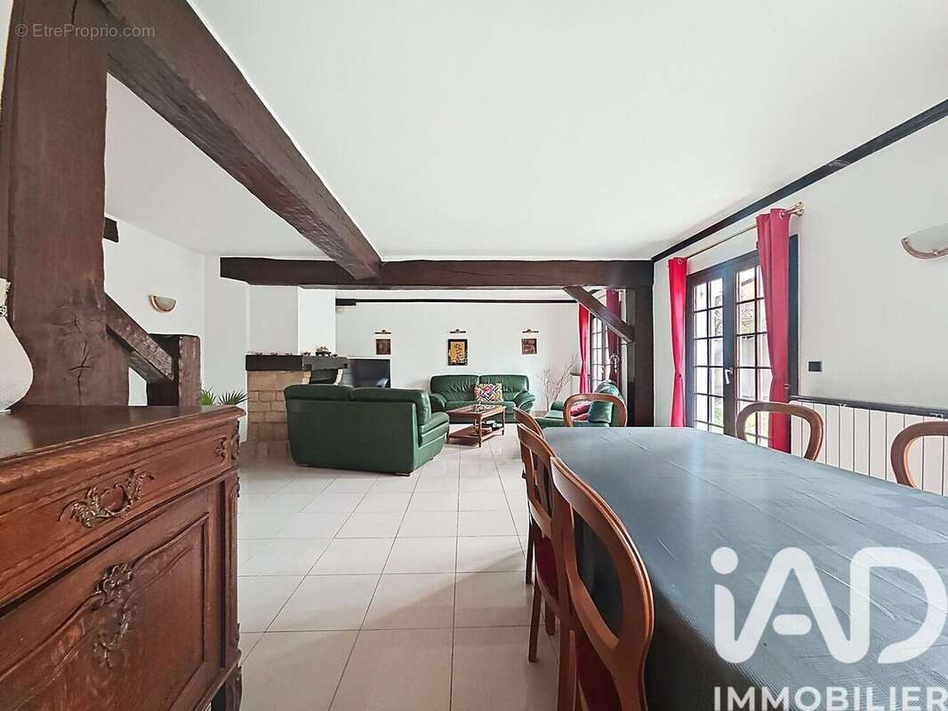 Photo 3 - Maison à BRIE-COMTE-ROBERT