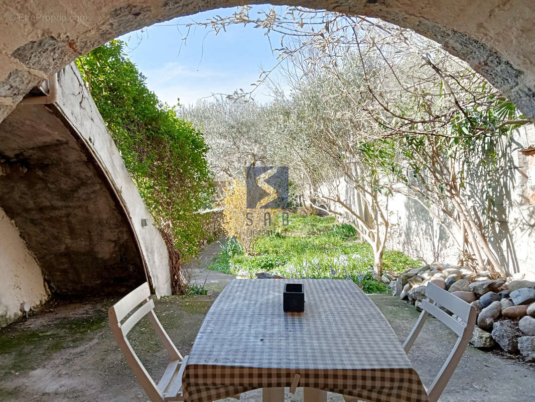 Maison à LA VOULTE-SUR-RHONE