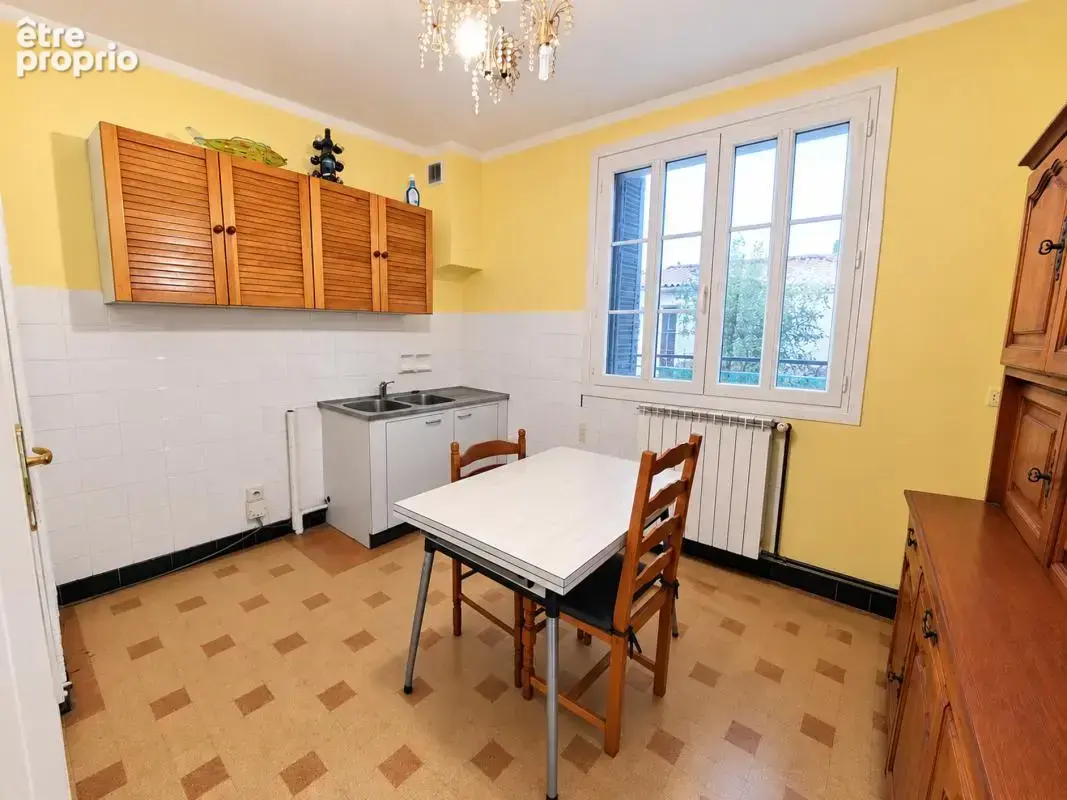 Maison 13 pièces 440 m² à vendre à Venissieux (69200) - photo 11