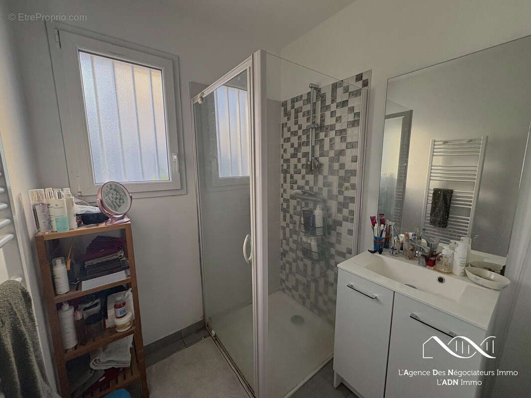 Maison à SAINT-JEAN-DE-BRAYE