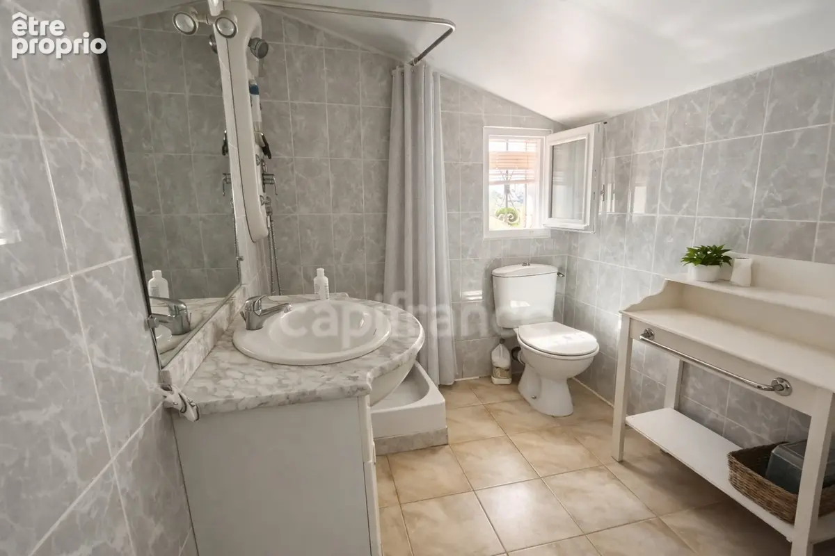 Piscine, 4 chambres, 136 m², jardin, garage et DPE B : une villa prête à vivre qui mérite une visite - photo 12