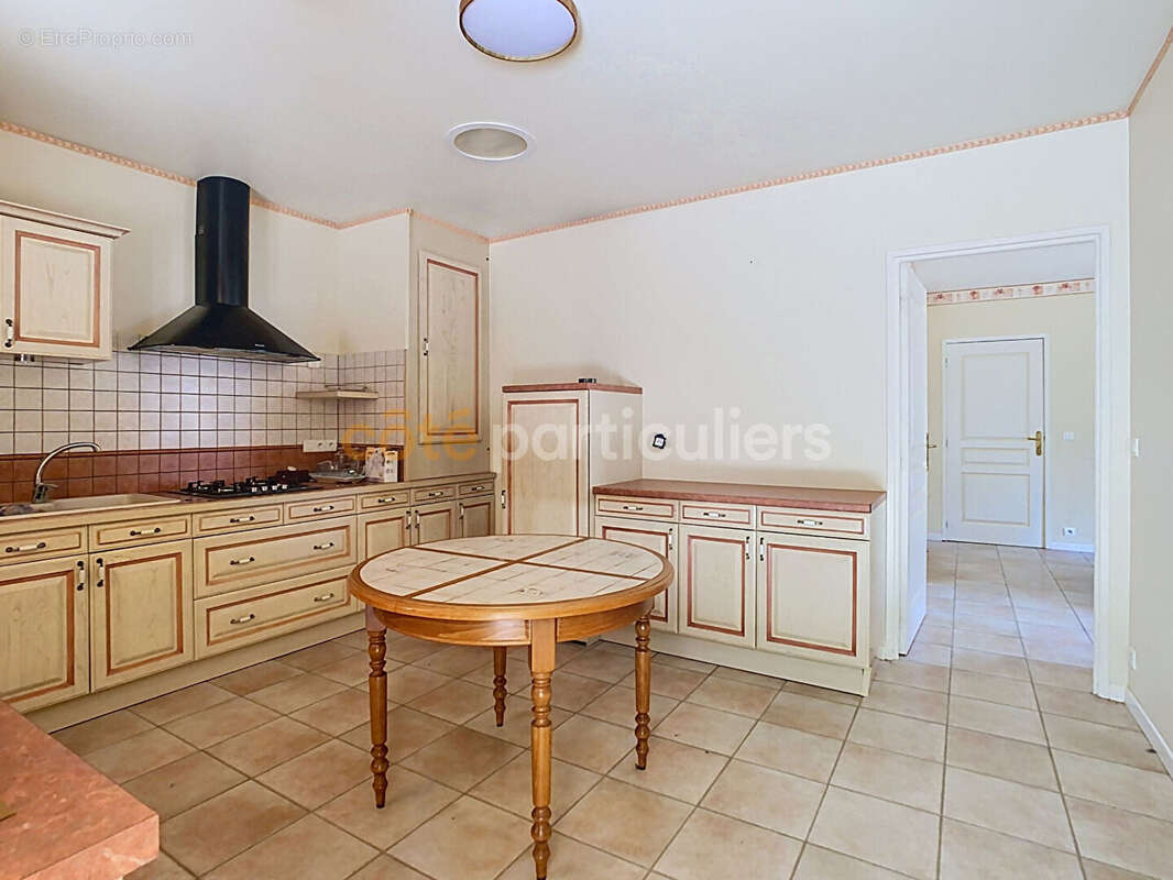 Maison - 85.87 m²  - Coufouleux - 4 pièces - plain-pied - photo 2