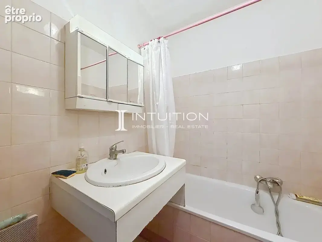 Cannes - Stanislas : Appartement 2 pièces en rez-de-jardin - photo 12