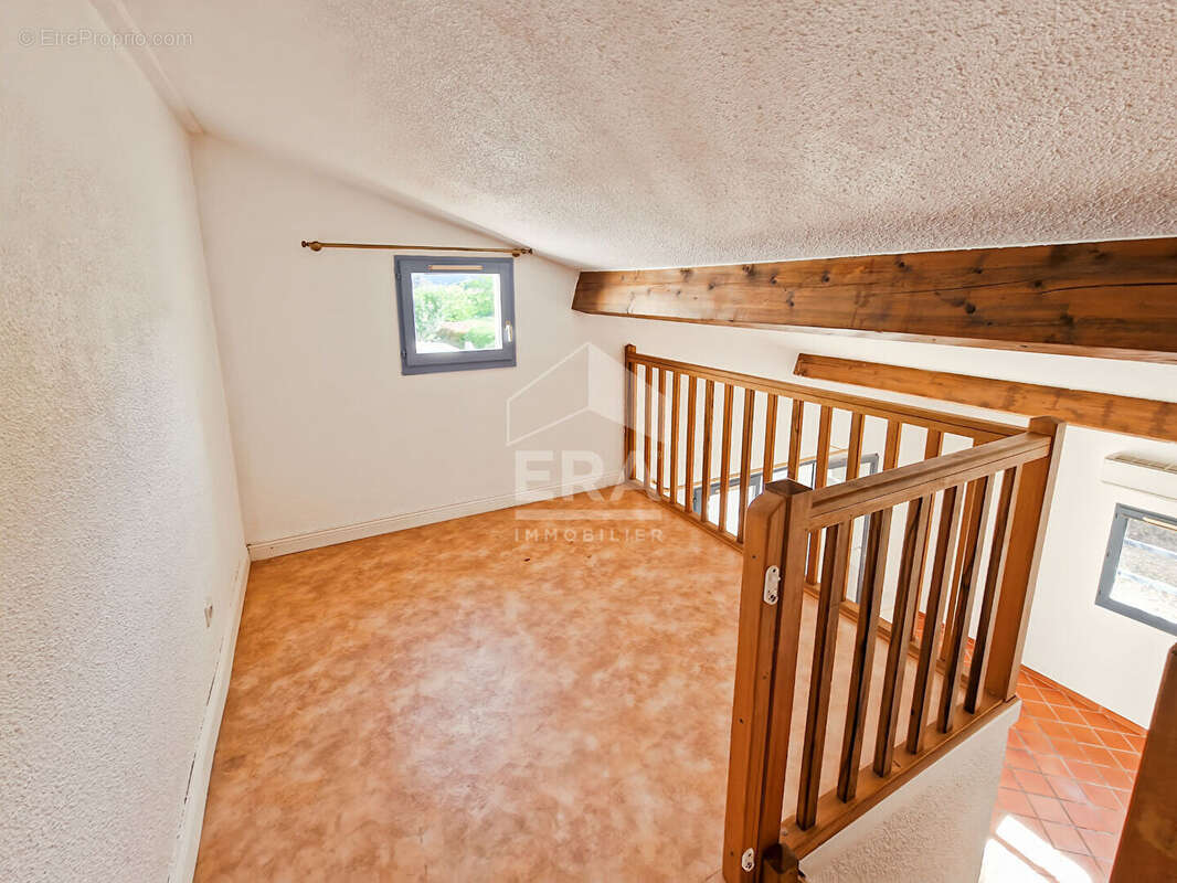 Maison à AURIBEAU-SUR-SIAGNE