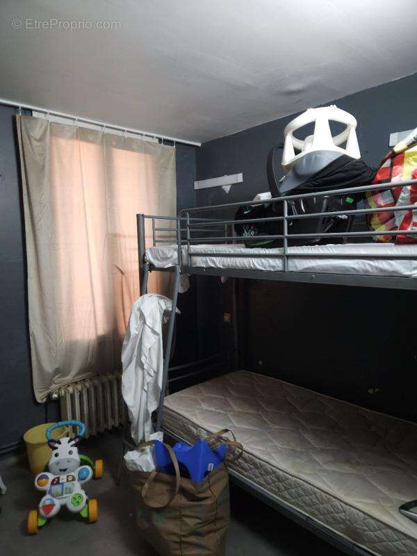 Commerce à SAINT-DENIS