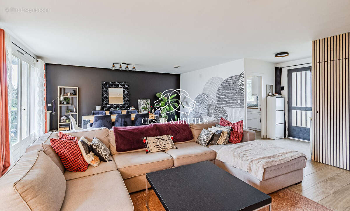 Maison à SAINT-PRIEST