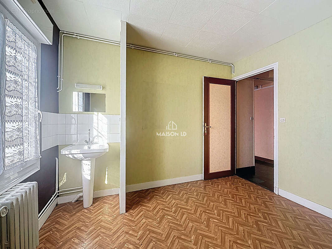 Maison à PONT-HEBERT