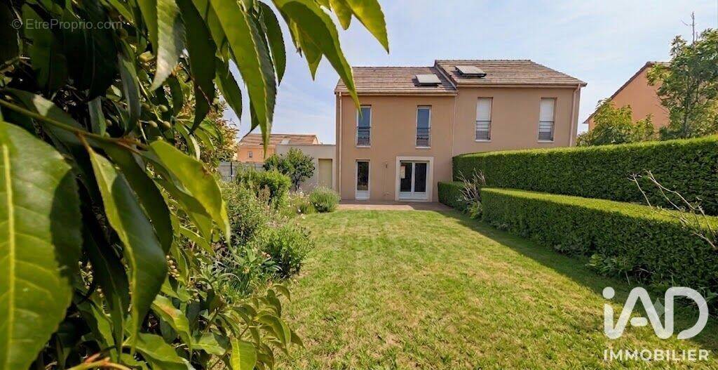 Photo 1 - Maison à LE MANS
